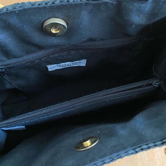 Handle Bag - Picture 4 of 4